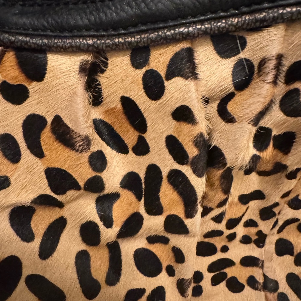 B. Makowsky Black leather and Leopard Shoulder Bag - Picture 3 of 11